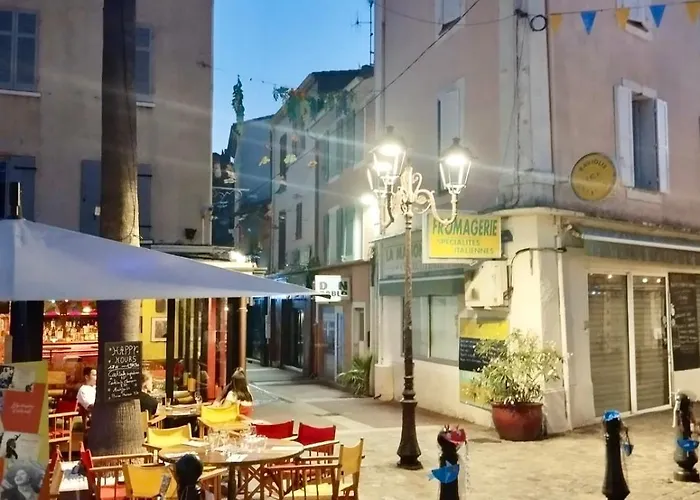 Lägenhet Emma Quartier Historique A 400m De La Saint-Raphaël